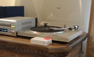 Pioneer PL-200 Direct Drive Turntable