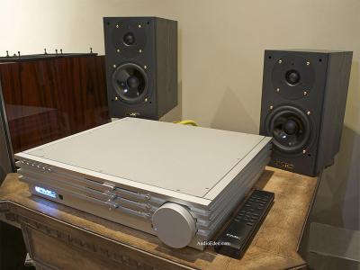 PMC COR  Integrated Amplifier