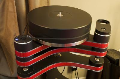 Clearaudio Innovation Turntable With Stand - DEMO