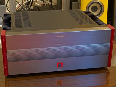 Rotel RHB-10 Michi 200 Watt Power Amp