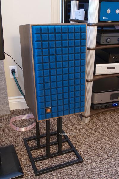 JBL L82 Classic With Blue  Grilles - Demo Pair