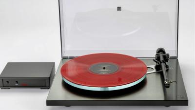 Rega Planar 3 RS Edition with Nd5 Cartridge