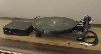 REGA Planar 8 Turntable with Reference EBLT Belt