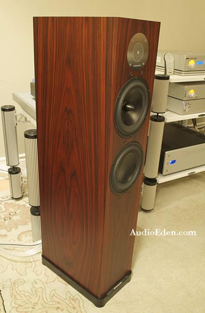 SPENDOR D7 Floor Standers in Rosewood Finish - DEMO PAIR